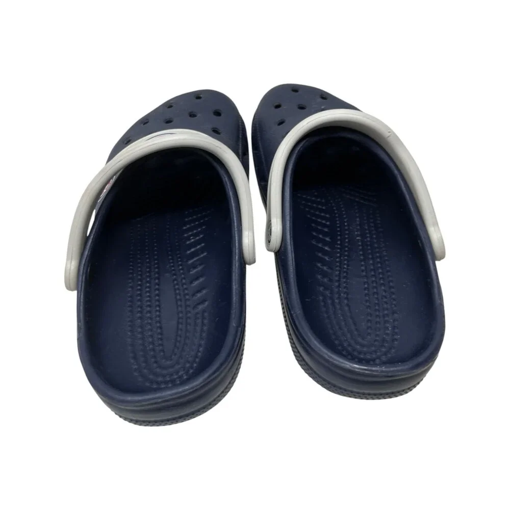 Crocs Clogs Mens Size 7 Womens Size 9 Blue Chicago Cubs MLB Slip On